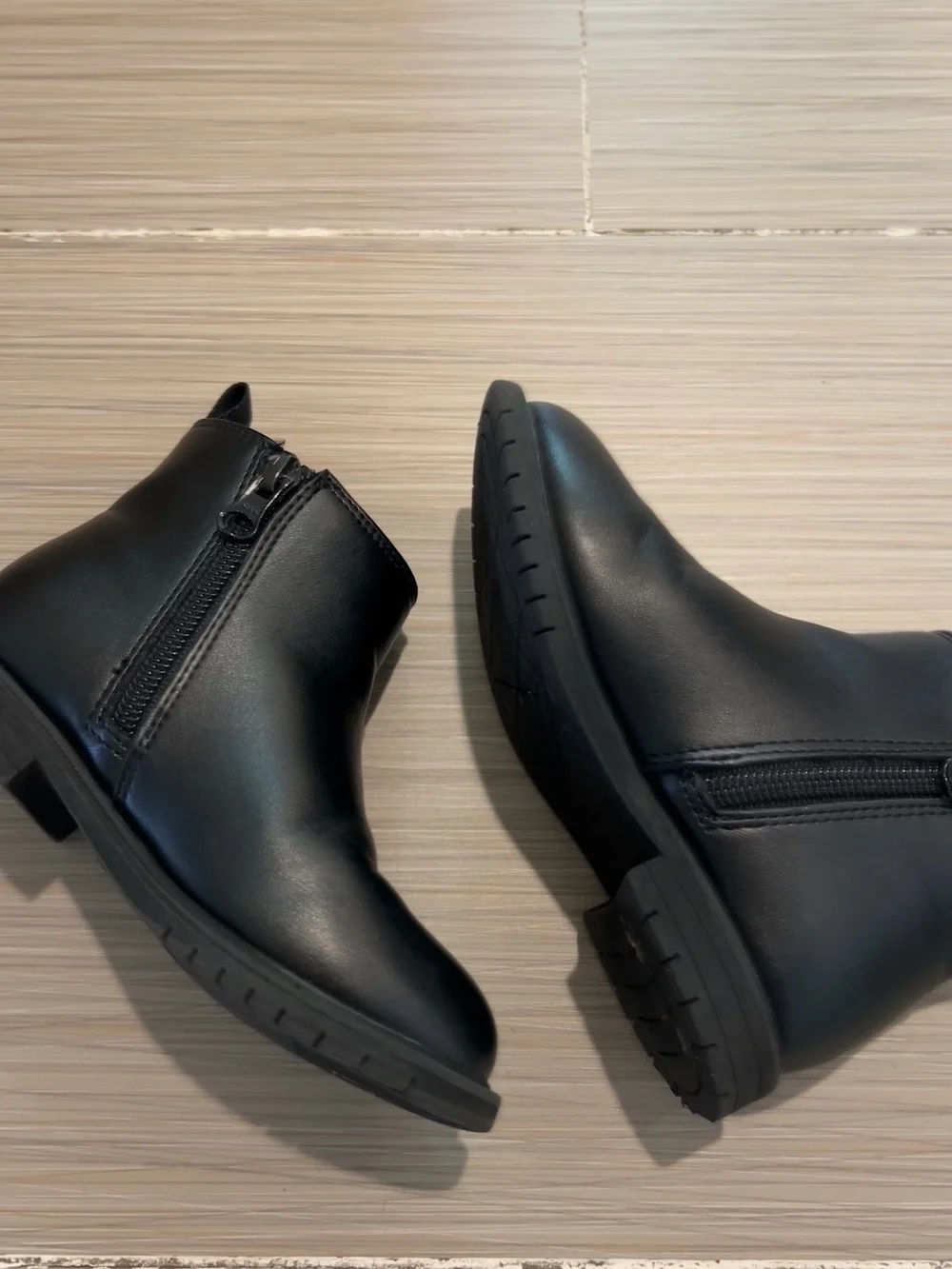 Cat & Jack Kids Black Chelsea Ankle Boots